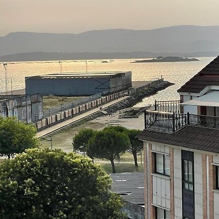 Apartamentos Mar De La Concha Vilagarcia de Arousa Exterior photo
